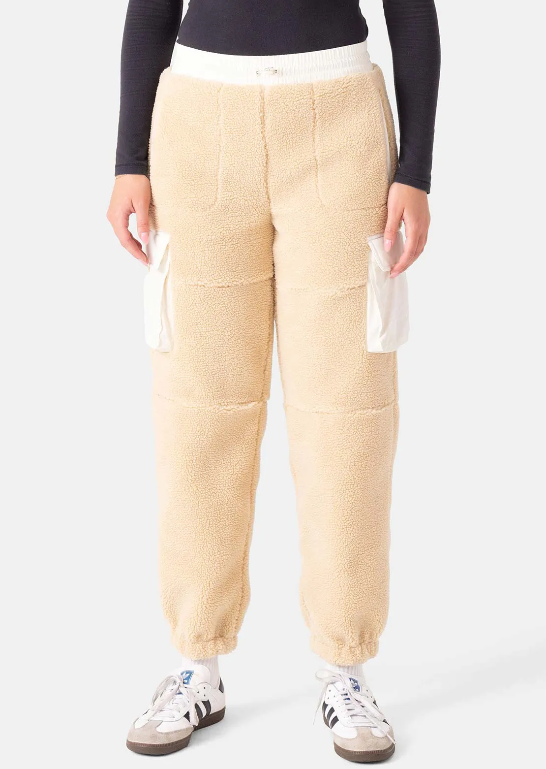 Roxy Women's Rita Sherpa Jogger Pants sold by Prfo