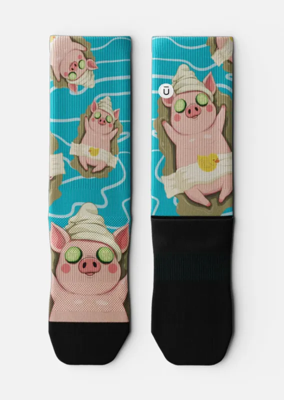 Outway Unisex Just Oink It Crew Socks made by Prfo