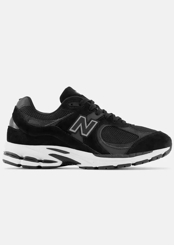 New Balance Men's 2002R Shoes sold by Prfo