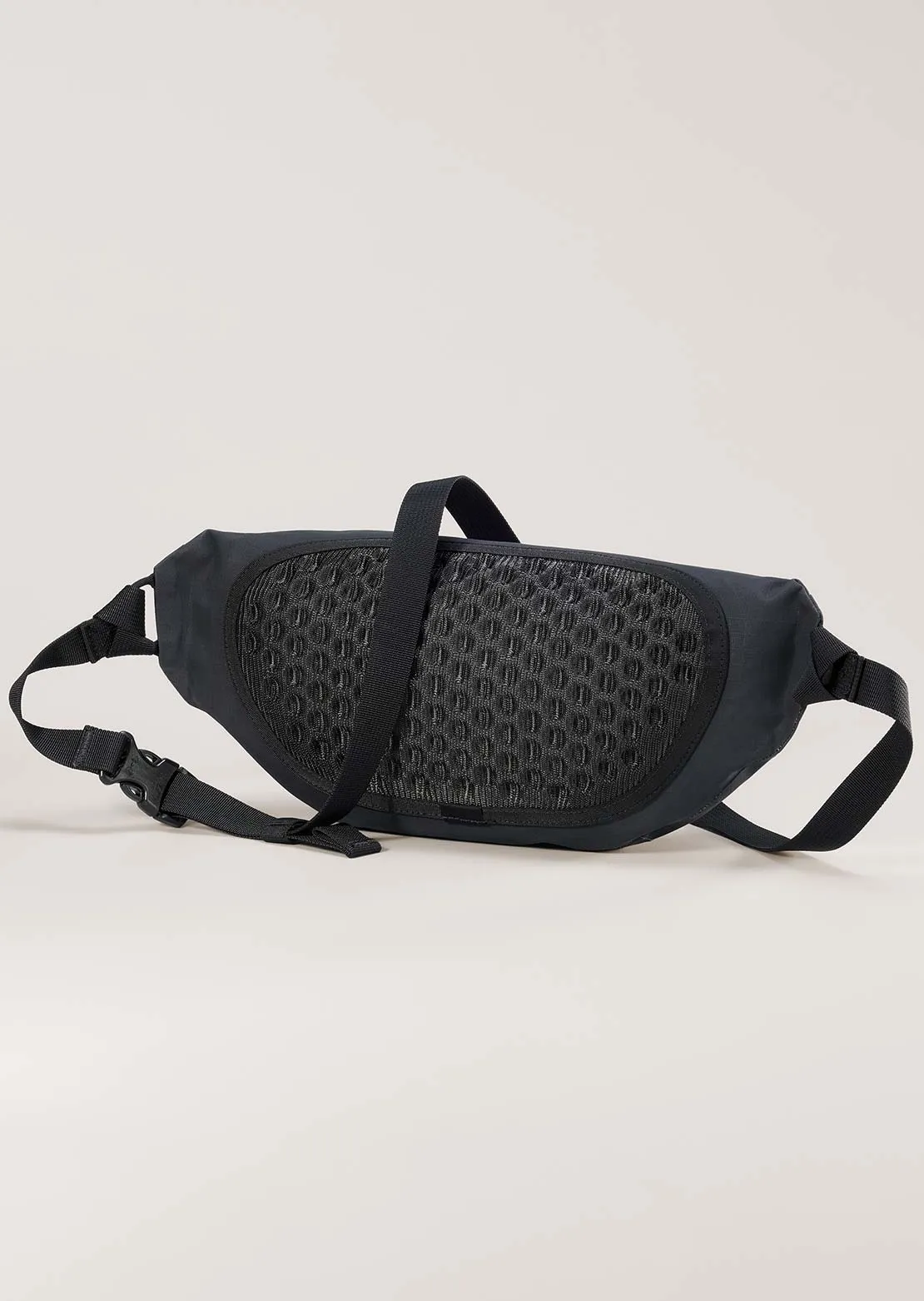 Arc'teryx Unisex Granville Crossbody Bag sold by Prfo product image thumbnail 2