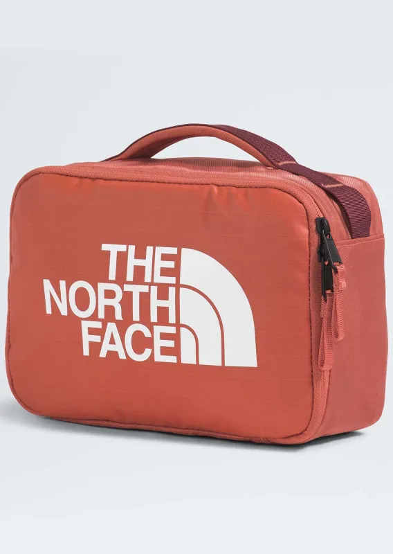 The North Face Unisex Base Camp Voyager Toiletry Kit made by The North Face