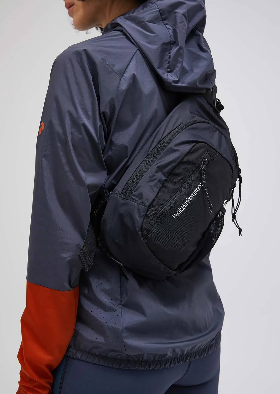 Peak Performance Unisex Outdoor 4.5L Sling Bag sold by Prfo product image thumbnail 5