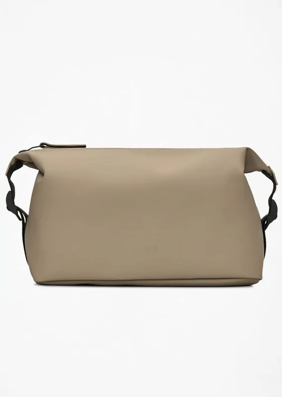 RAINS Unisex Hilo W3 Wash Bag made by Rains