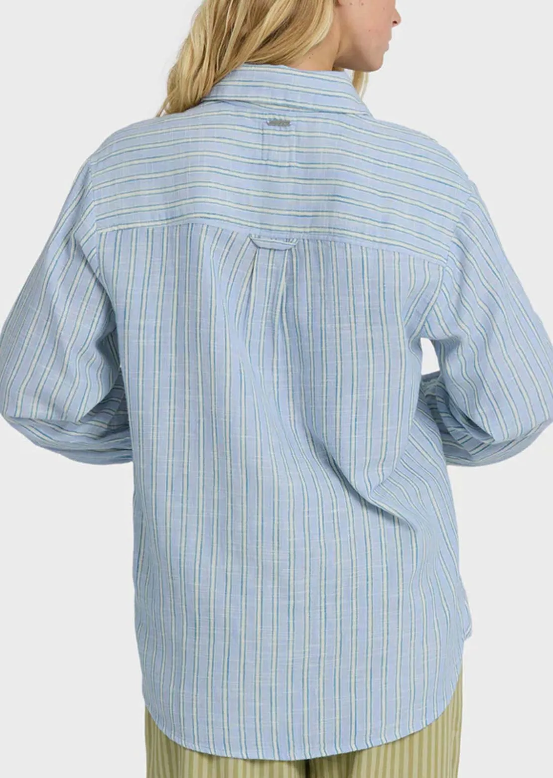 Billabong Women's Wanderer Printed Woven Button Up Shirt sold by Prfo product image thumbnail 3
