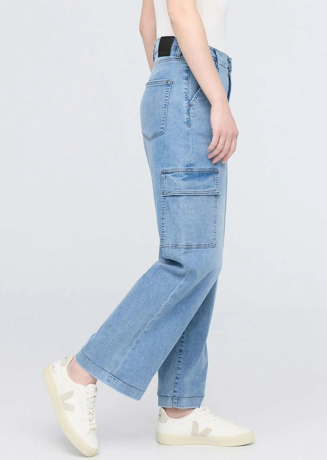 DUER Women's Performance Denim Lite High Rise Cargo Pants sold by Prfo product image thumbnail 2