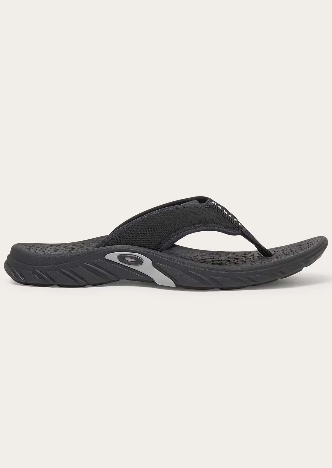 Oakley Men's Operative Flip Flop Sandals sold by Prfo