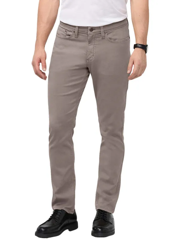 DUER Men's No Sweat Relaxed Taper Pants made by DUER