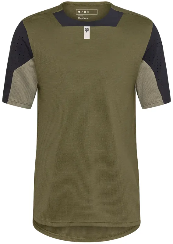 Fox Men's Defend Short Sleeve Mountain Bike Jersey made by Fox