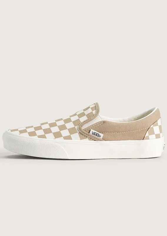 Vans Unisex Classic Slip-On Shoes made by Vans