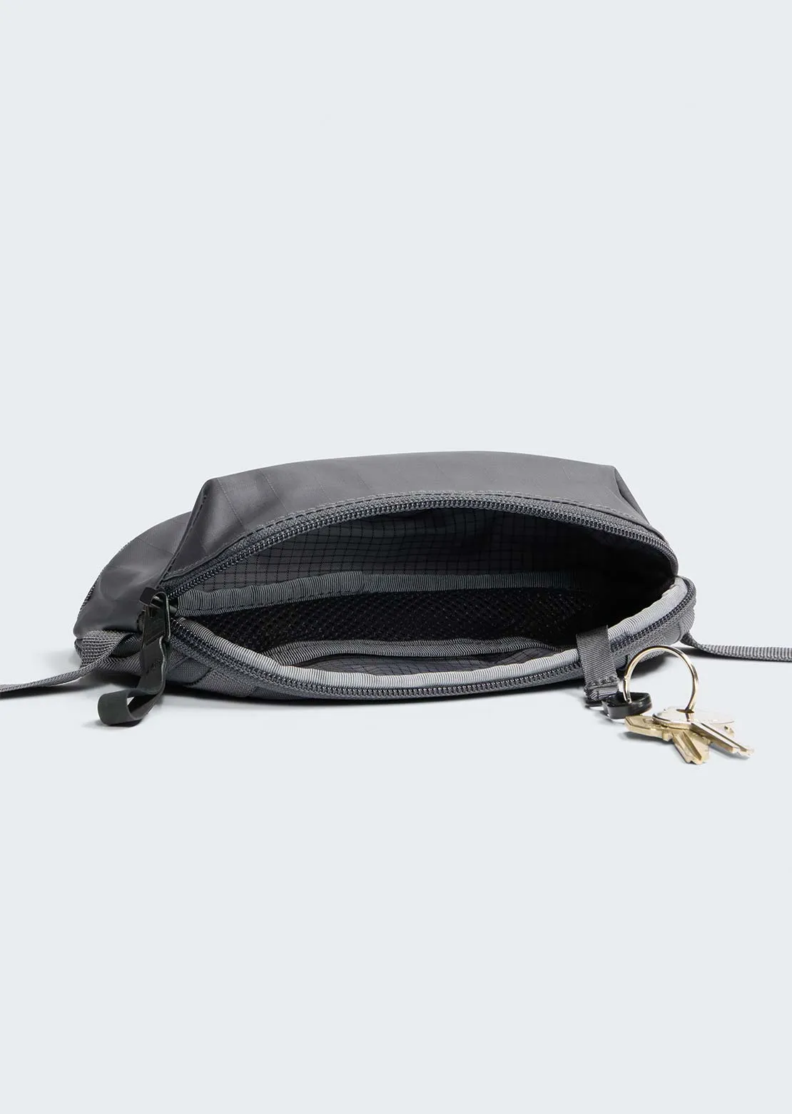 The North Face Base Camp Voyager Pro Travel Pouch sold by Prfo product image thumbnail 4