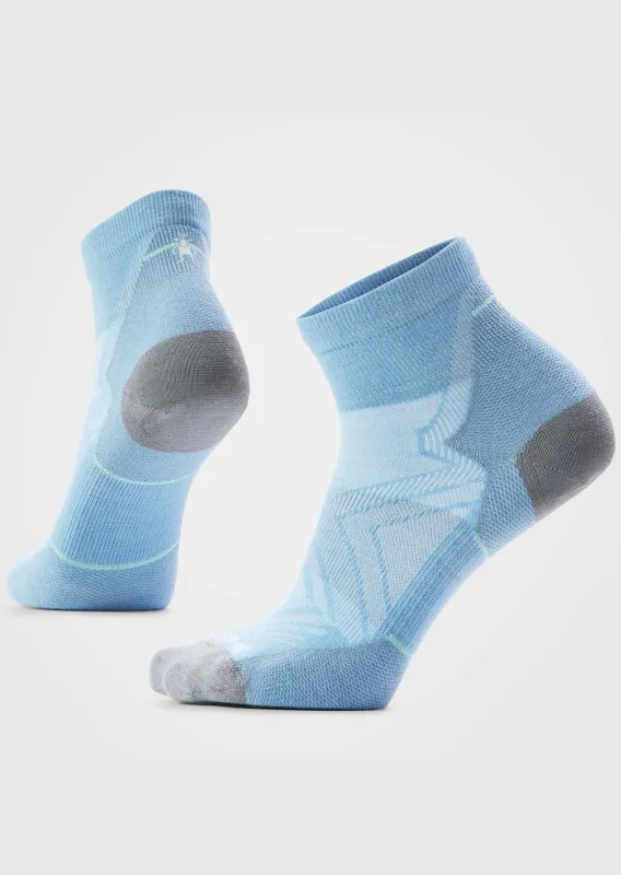 Smartwool Women's Run Zero Cushion Ankle Socks made by Smartwool