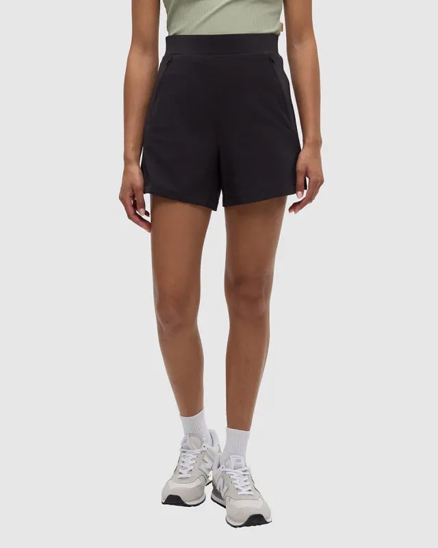Solstice Short made by tentree