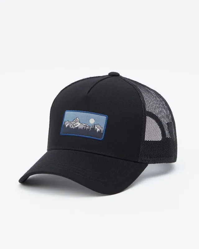 Mountain Patch Altitude Hat made by tentree