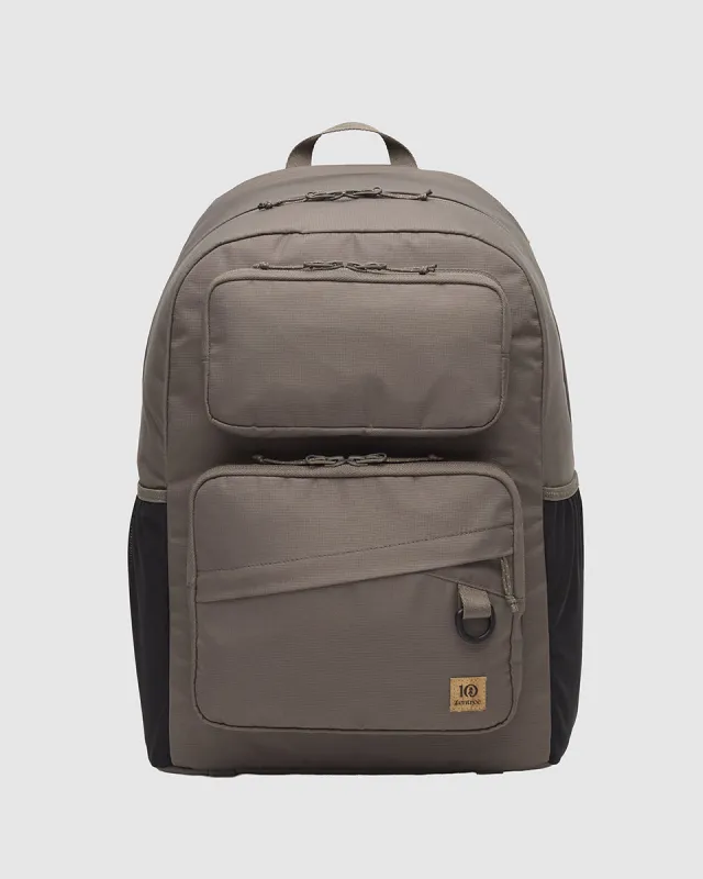 Bayview 25L Backpack made by tentree