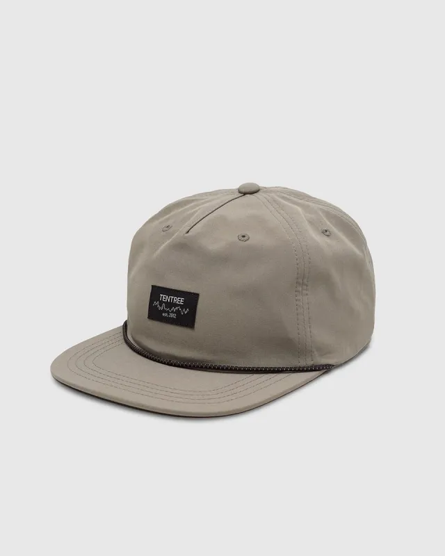 InMotion Apex Hat made by tentree