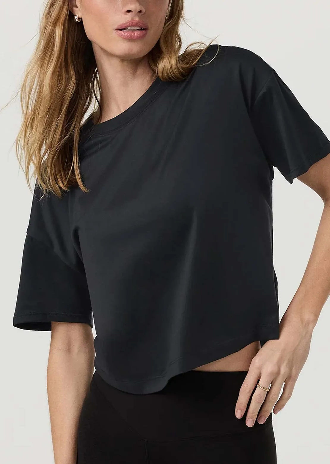Vuori Women's Energy T-Shirt sold by Prfo product image thumbnail 2
