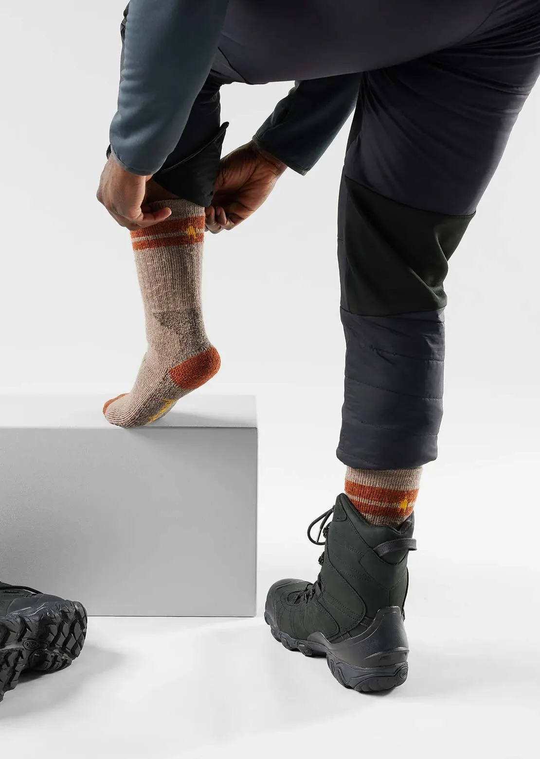 Smartwool Unisex Mountaineer Maximum Cushion Tall Crew Socks sold by Prfo product image thumbnail 2