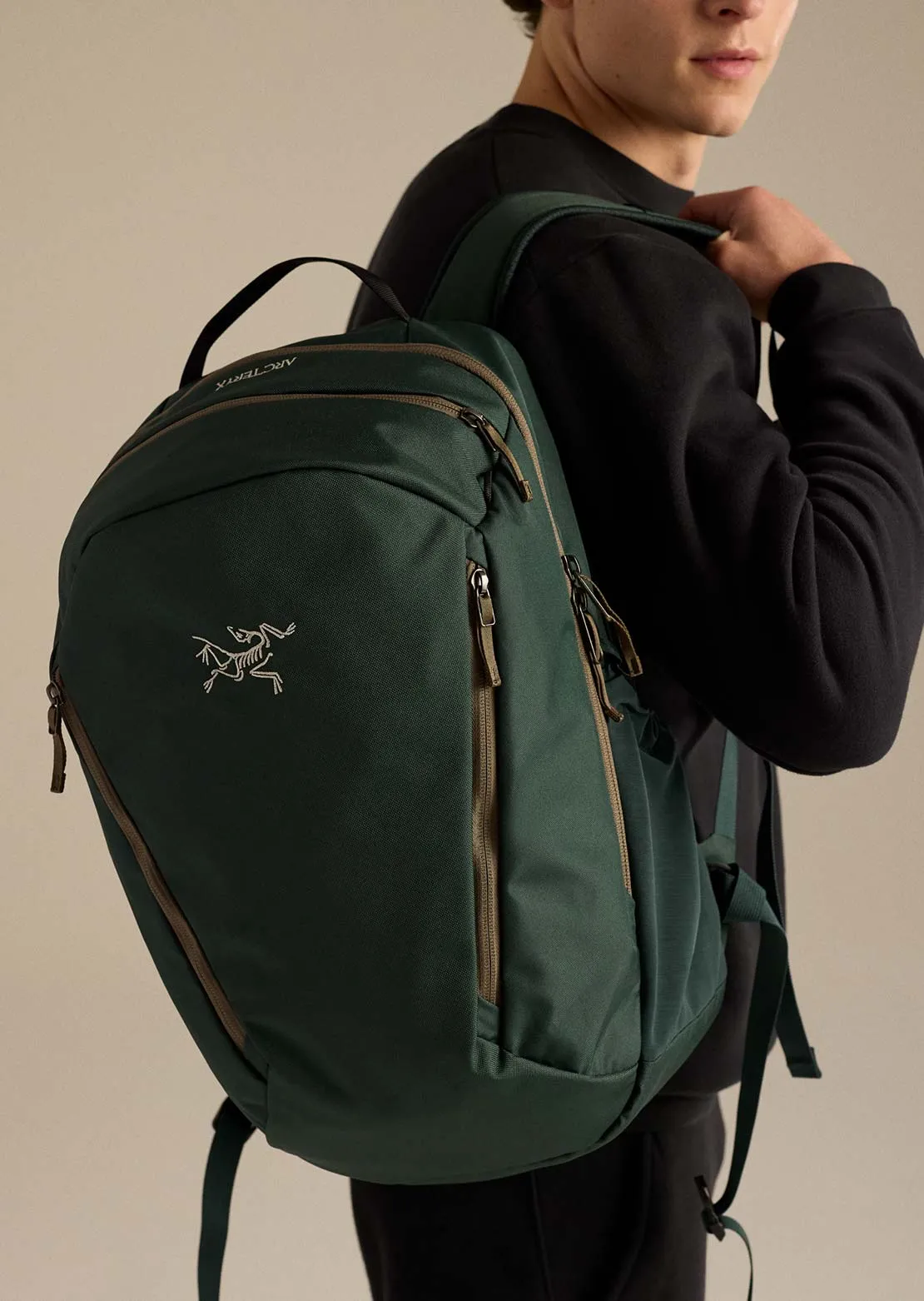 Arc'teryx Unisex Mantis 16 Backpack sold by Prfo product image thumbnail 4