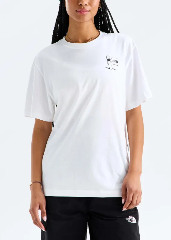 The North Face Unisex Opposites Attract Relaxed Graphic T-Shirt made by The North Face