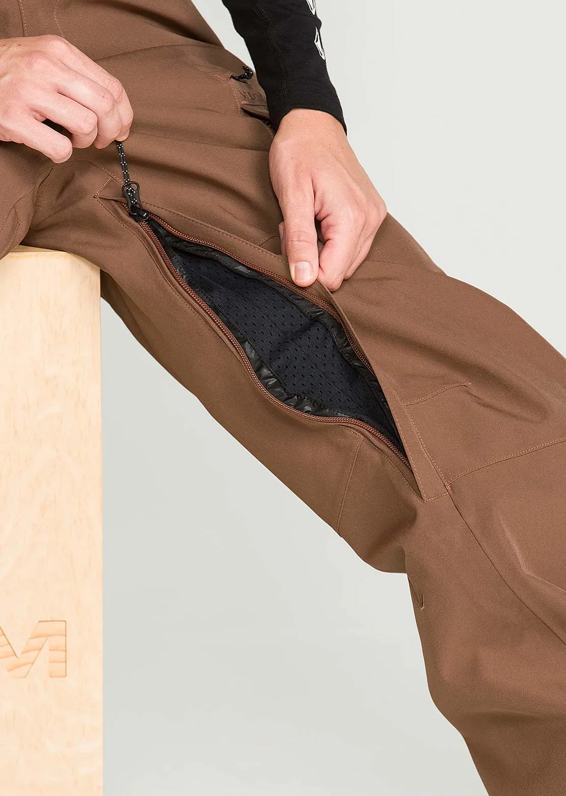 Volcom Women's Creston 3D Stretch Bib Pants sold by Prfo product image thumbnail 5