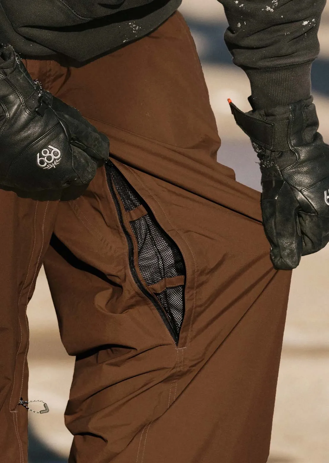 686 Men's Dojo GORE-TEX Shell Pants sold by Prfo product image thumbnail 4