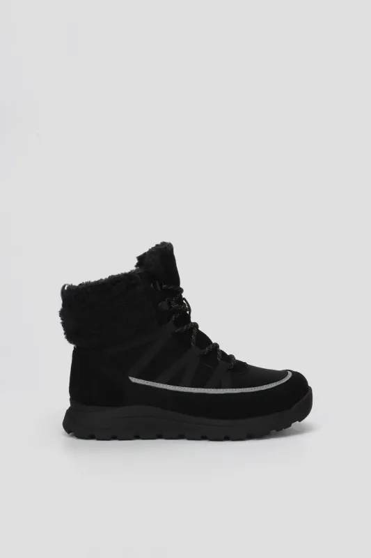 Cougar Women Jolene Bootie Black made by Cougar