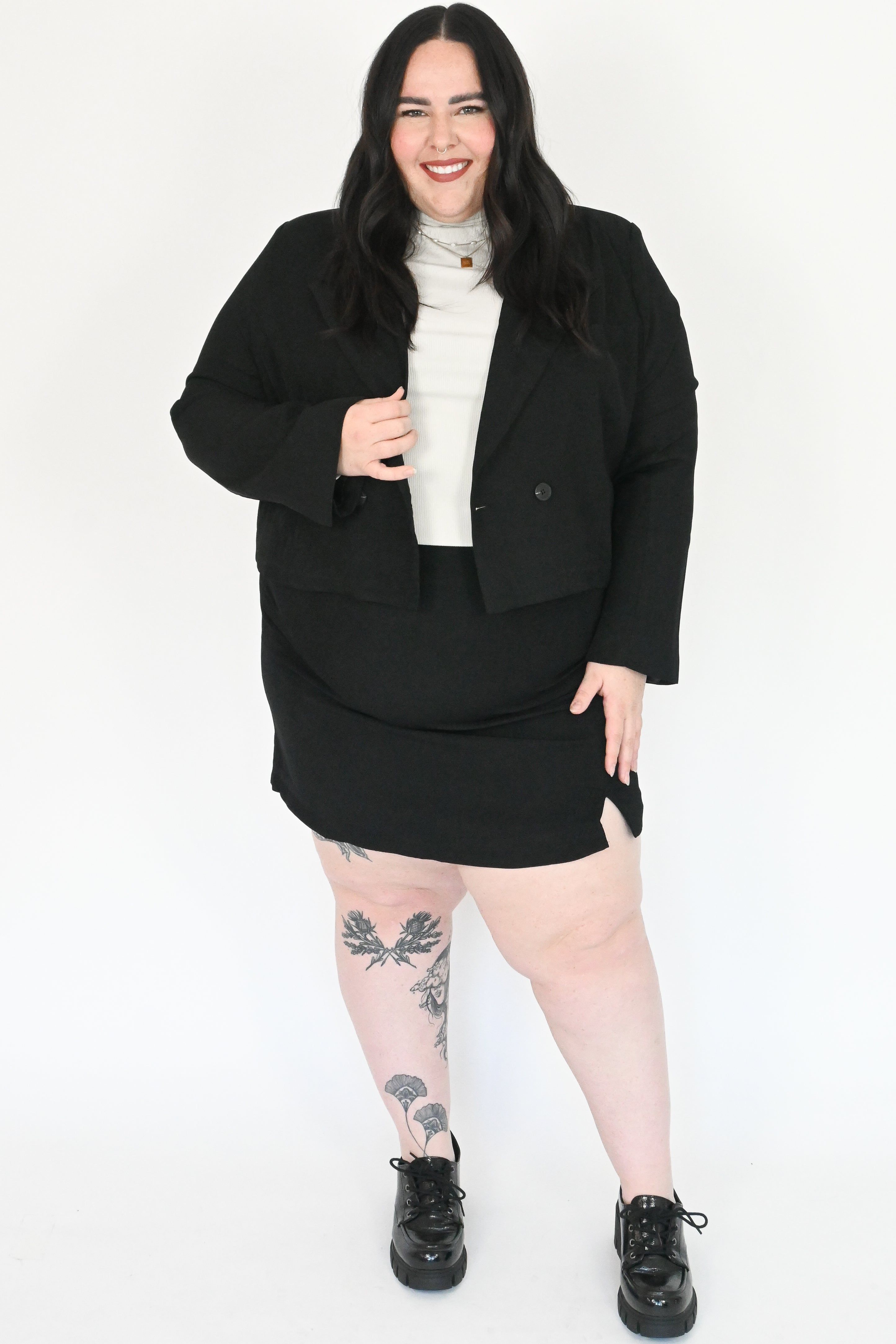 CURVE Cropped Blazer sold by Valencia Boutique product image thumbnail 2