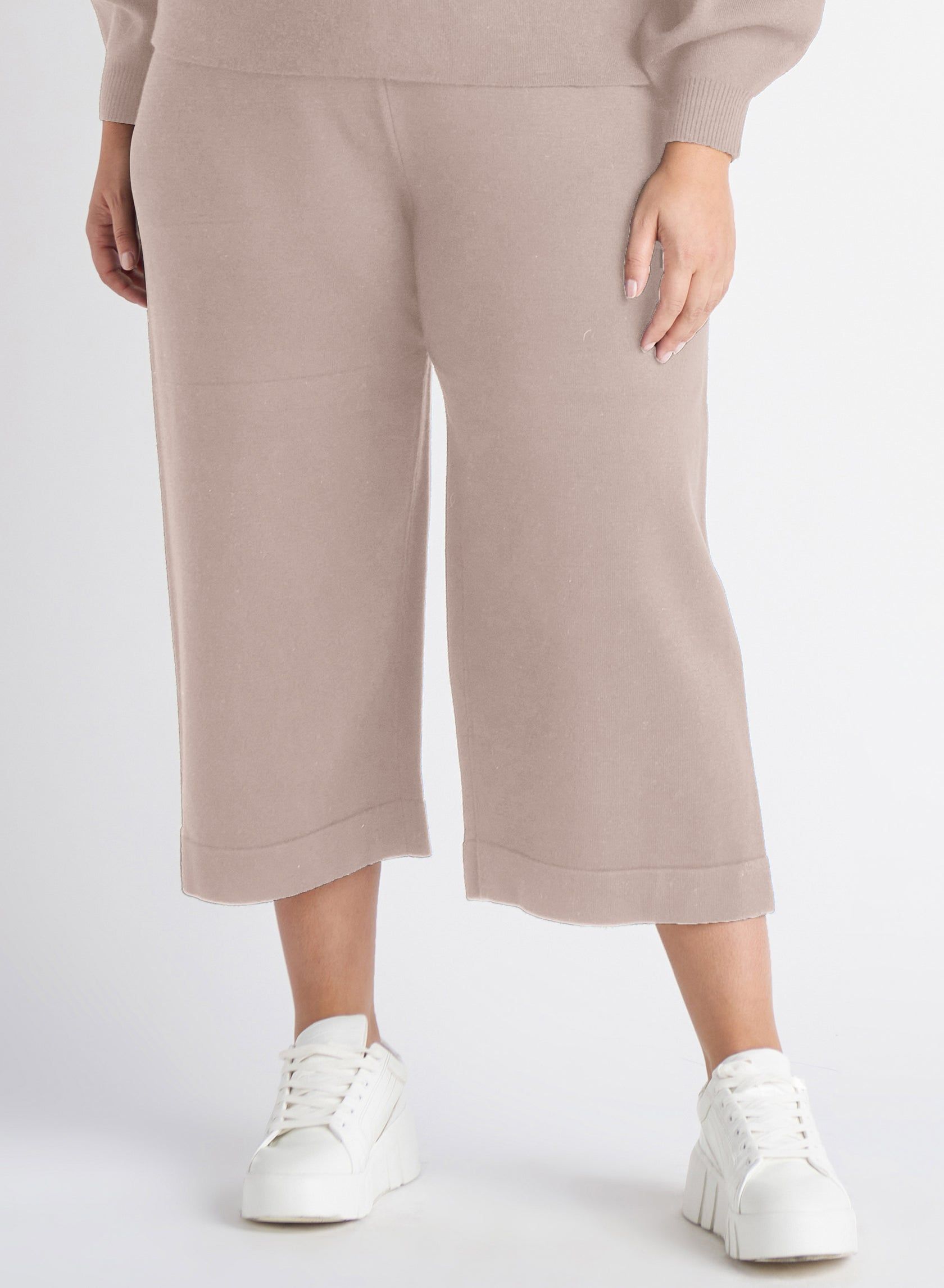CURVE Knit Cropped Pant sold by Valencia Boutique product image thumbnail 3