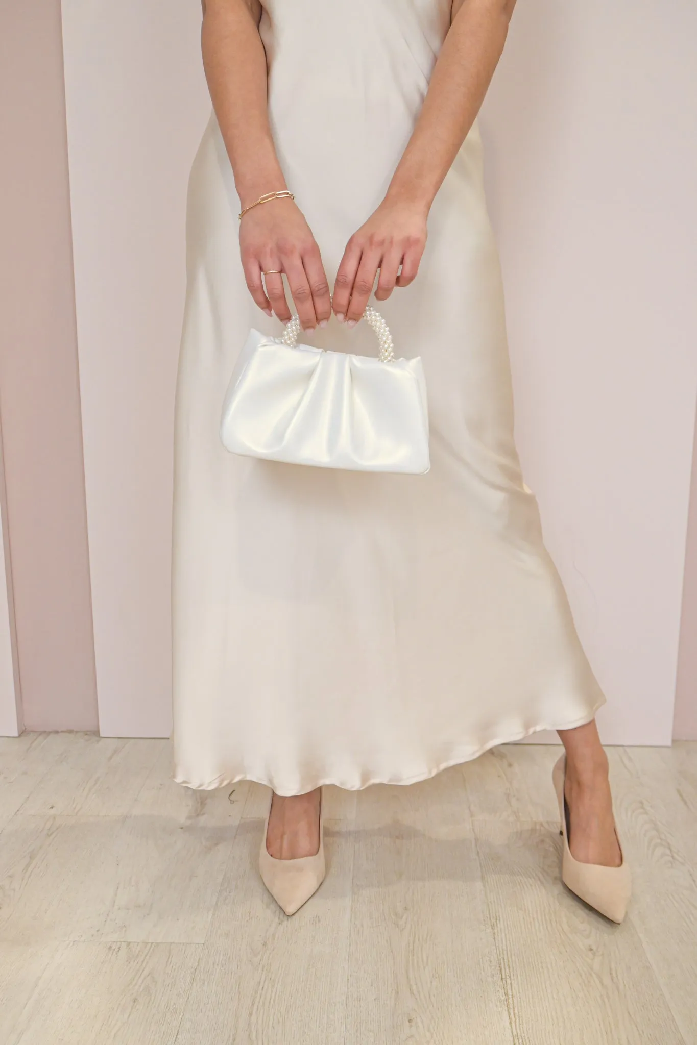 Iridescent Pearl Evening Bag sold by Valencia Boutique product image thumbnail 2