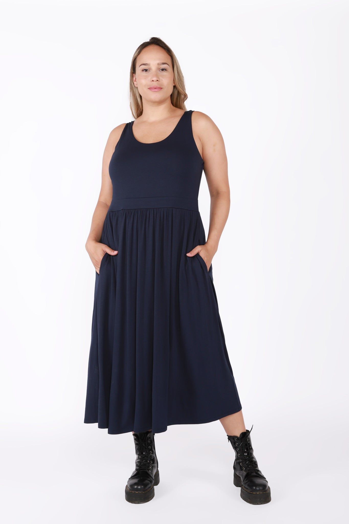 CURVE Everyday Midi Dress sold by Valencia Boutique product image thumbnail 4