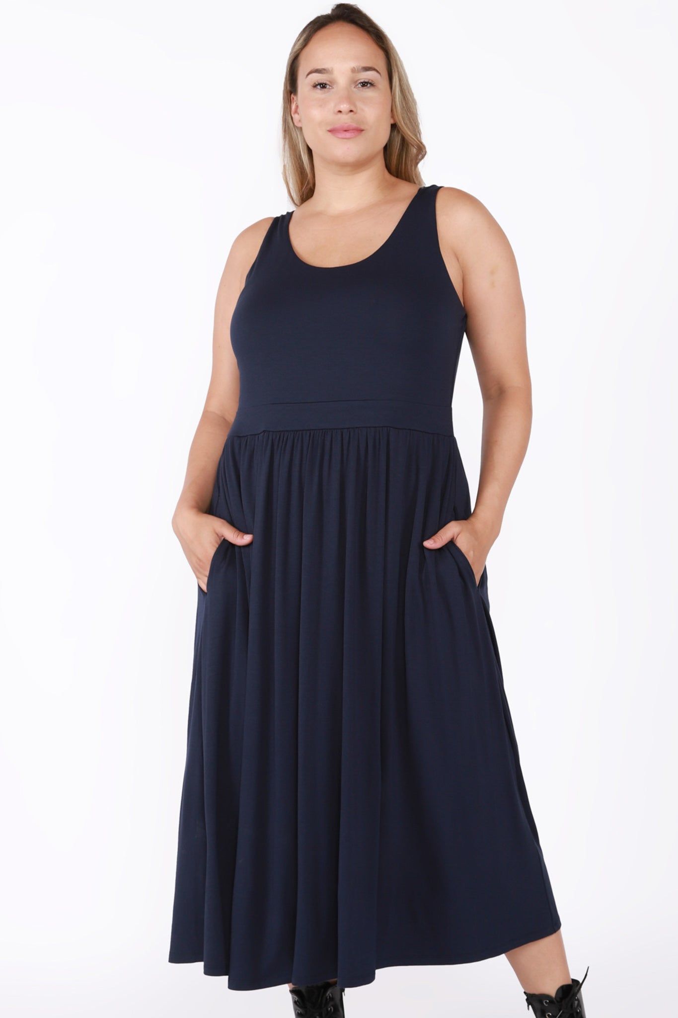 CURVE Everyday Midi Dress sold by Valencia Boutique product image thumbnail 3