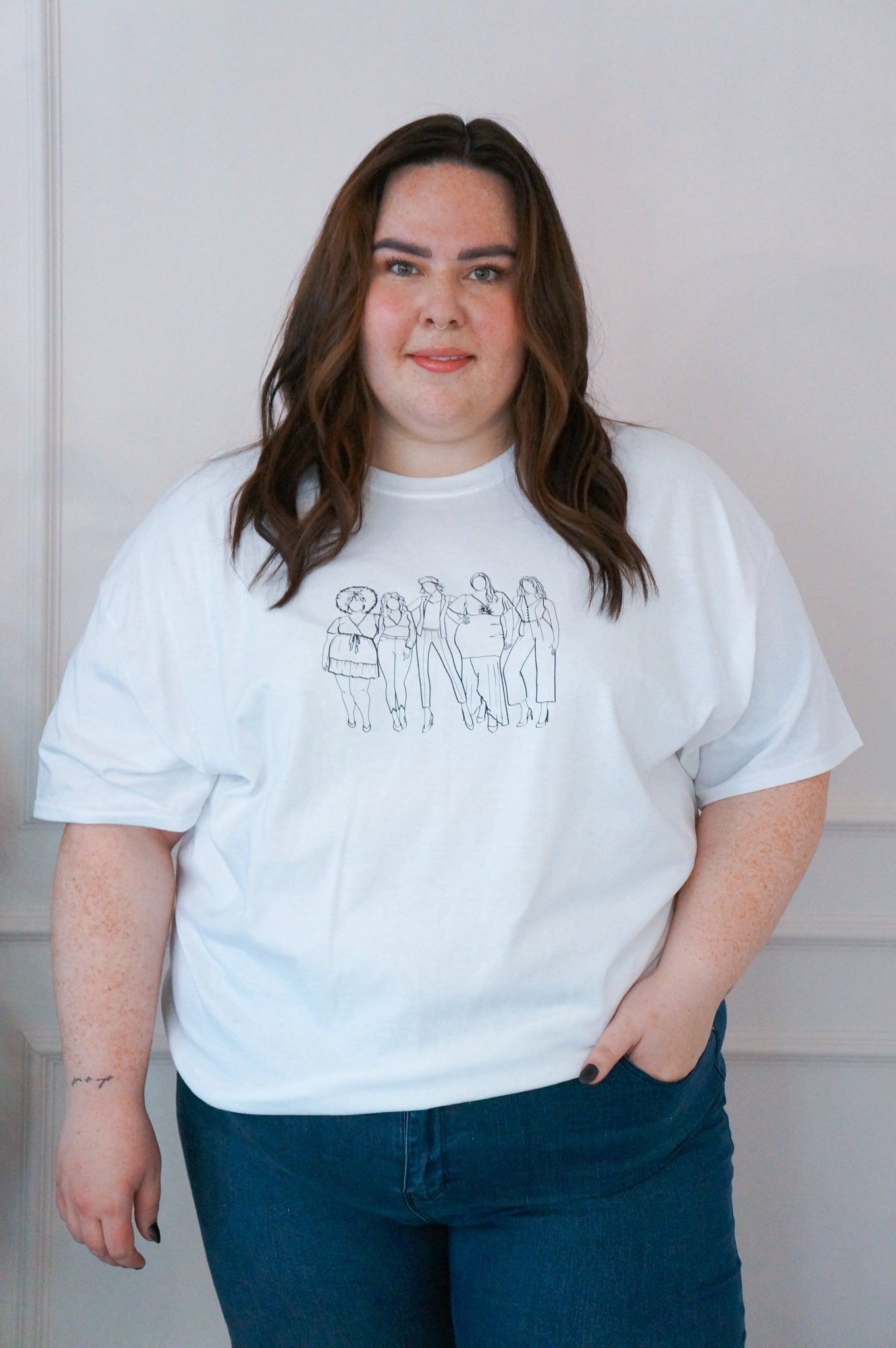 Valencia Tee sold by Valencia Boutique