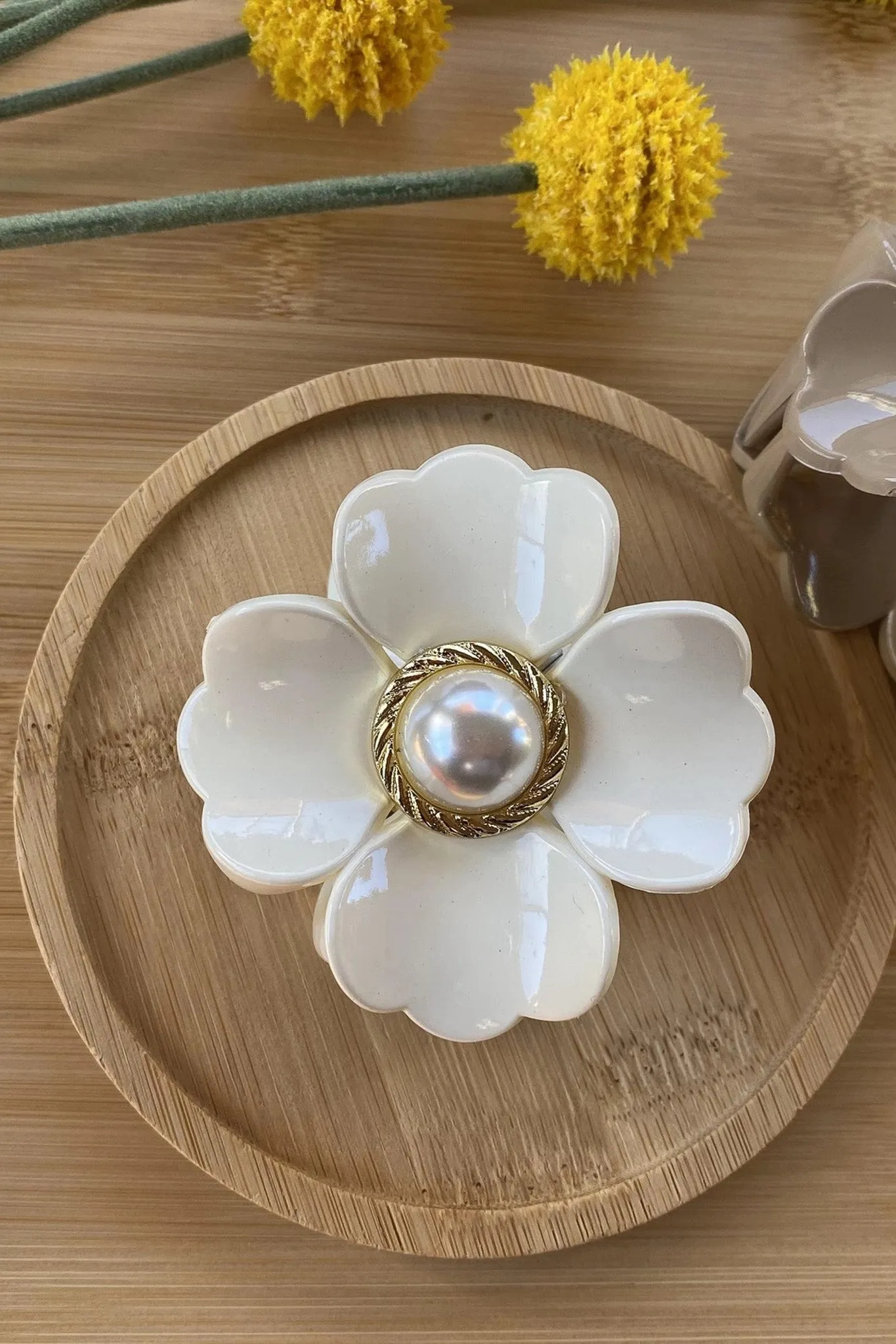 Floral Pearl Claw Clip sold by Valencia Boutique product image thumbnail 2