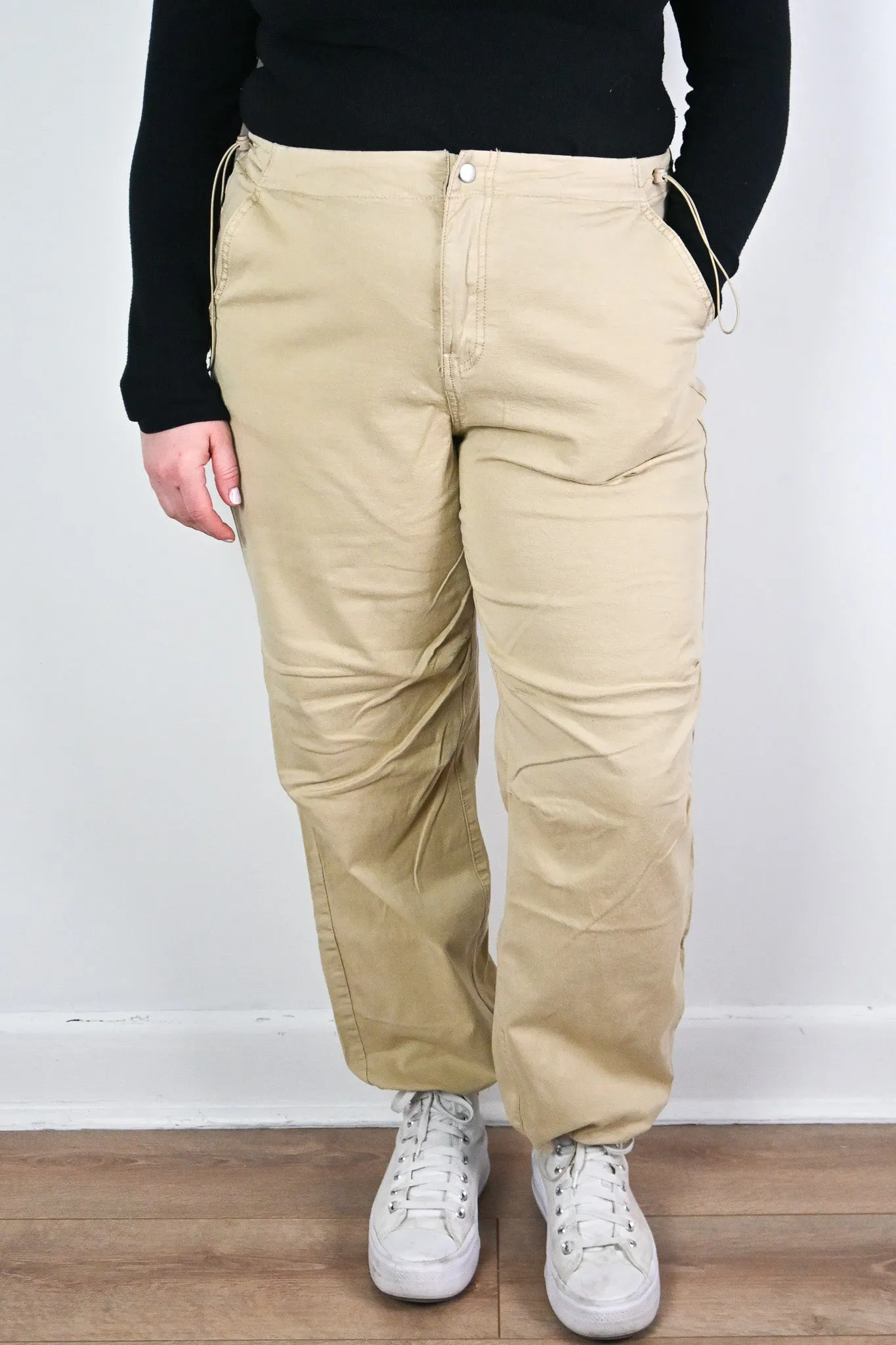 CURVE Parachute Pant sold by Valencia Boutique product image thumbnail 4