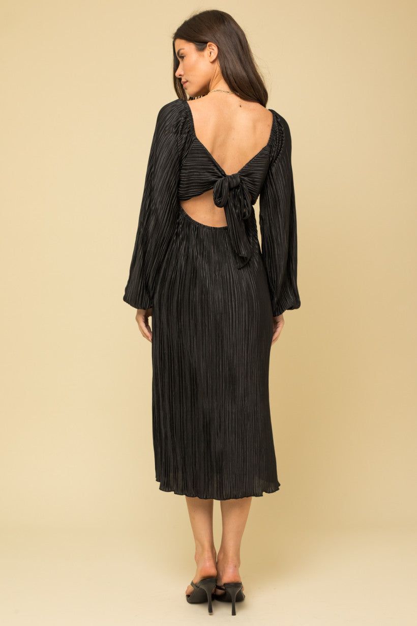 Pleated Knot Front Midi sold by Valencia Boutique product image thumbnail 5