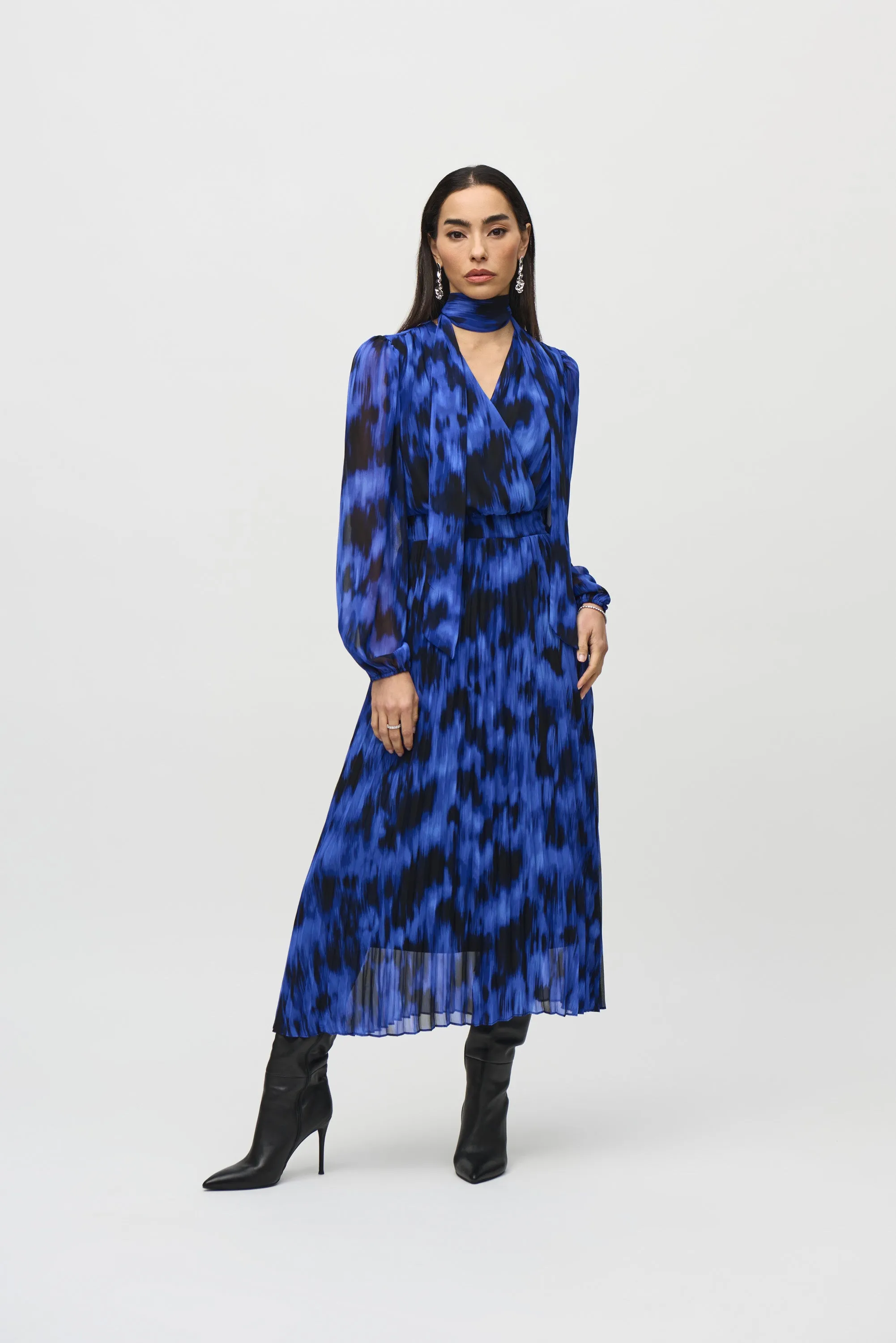 Pleated Print Midi Dress (2-22) sold by Valencia Boutique product image thumbnail 5