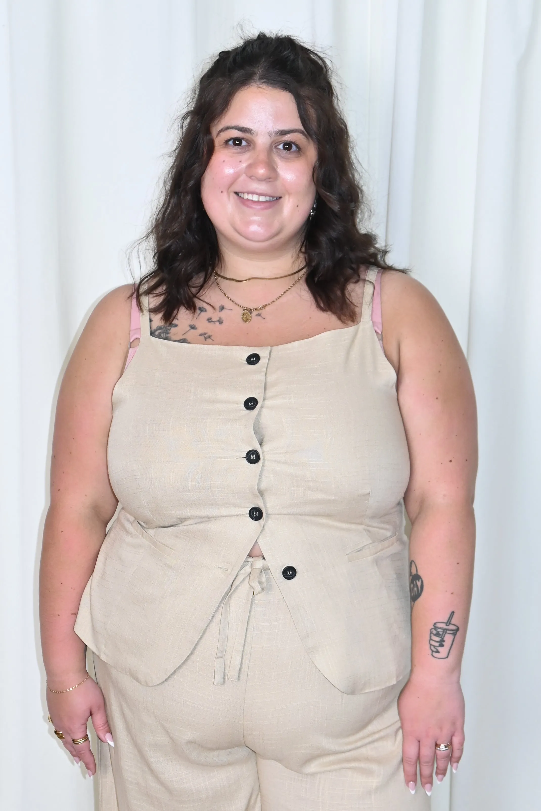 Linen Button Front Vest (S-3X) sold by Valencia Boutique product image thumbnail 4