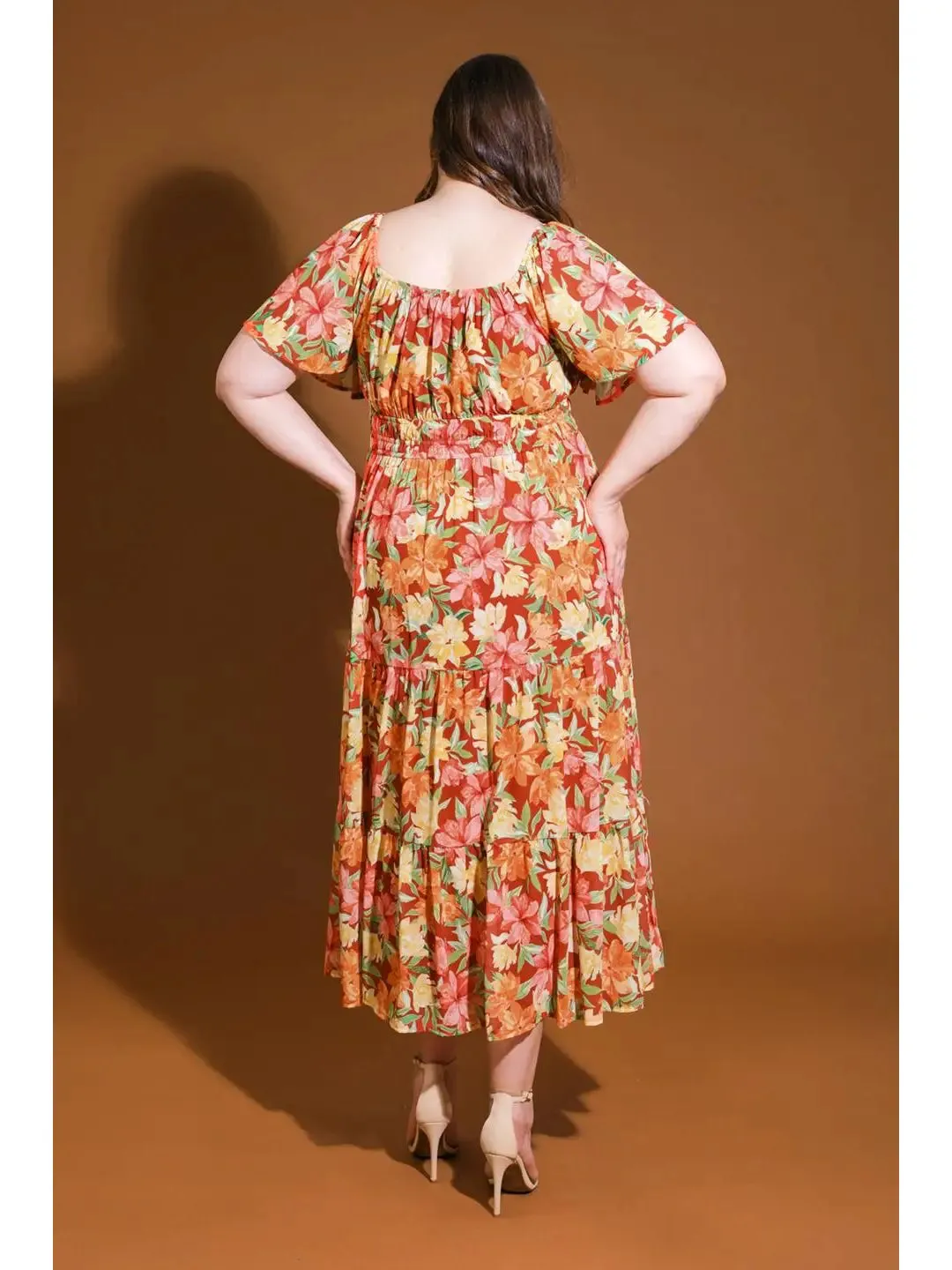 CURVE Golden Glow sold by Valencia Boutique product image thumbnail 3