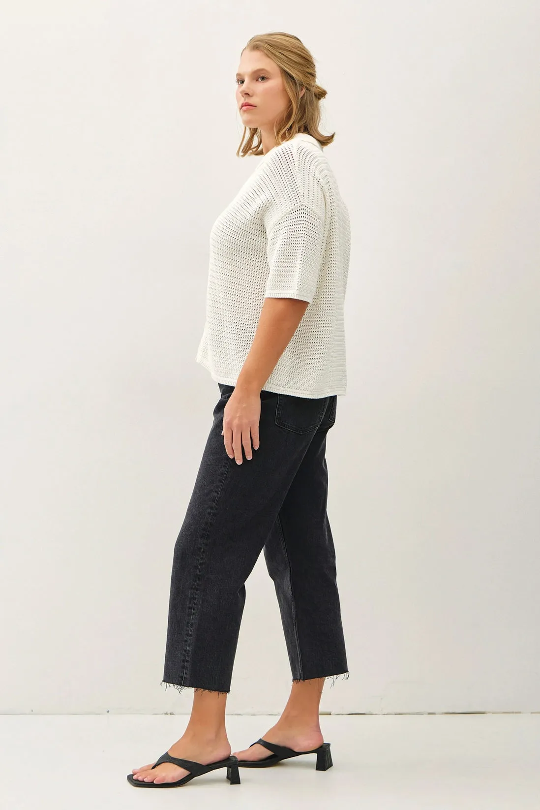 CURVE Crochet SS Top sold by Valencia Boutique product image thumbnail 3