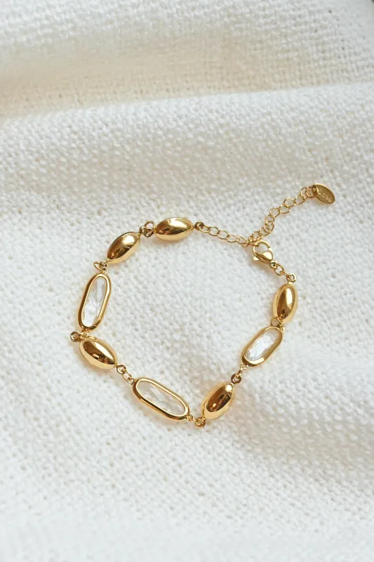 Oval Circonia Bracelet sold by Valencia Boutique