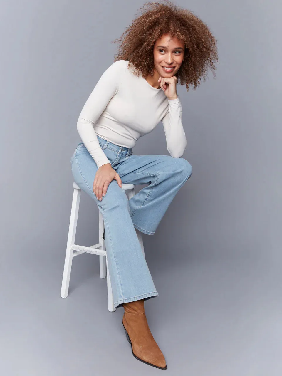 Jess Wide Leg Jeans sold by Valencia Boutique product image thumbnail 2
