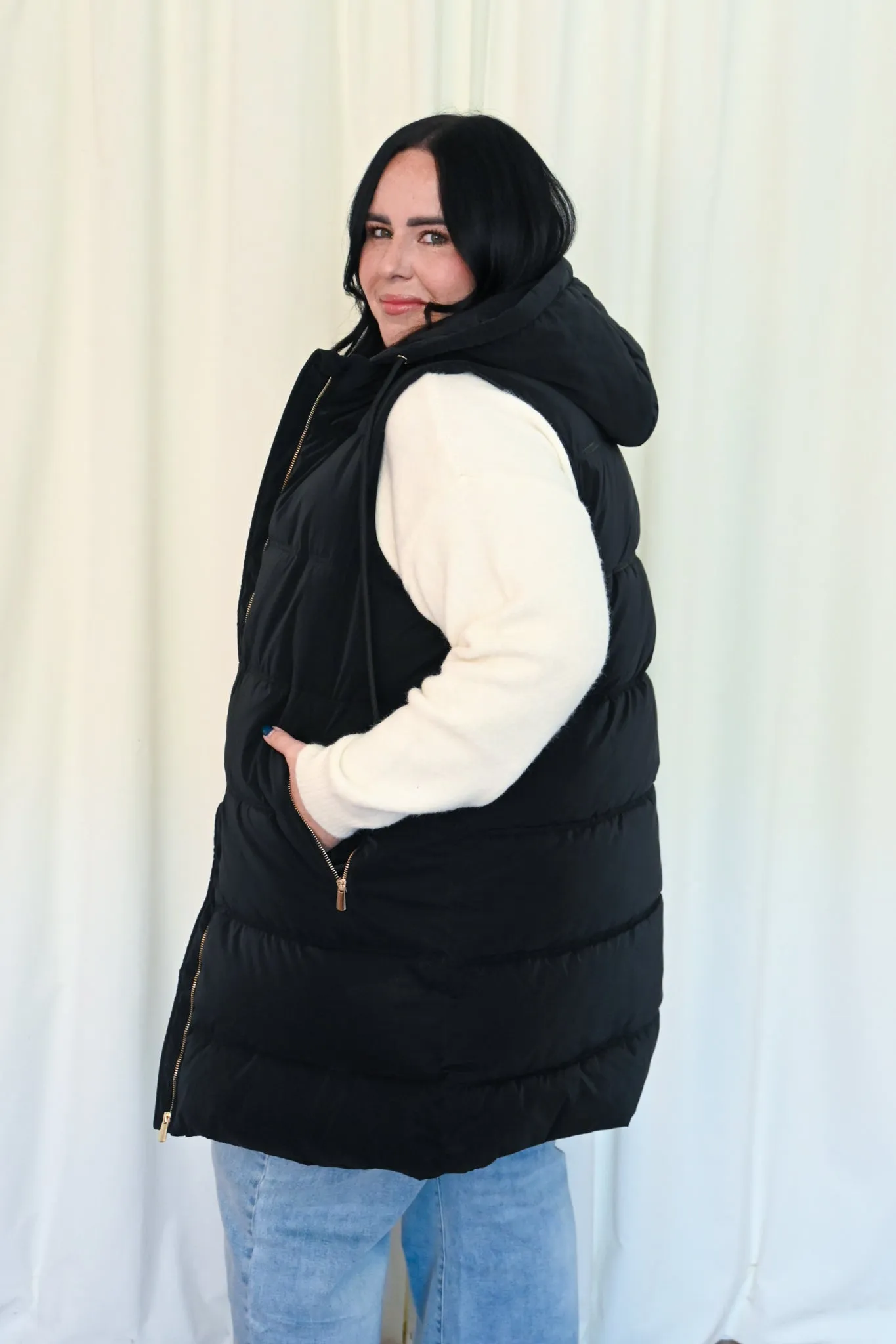 CURVE Puffer Vest sold by Valencia Boutique product image thumbnail 2