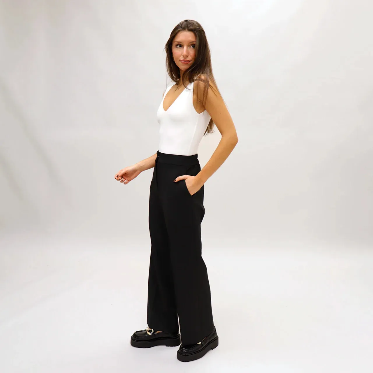 Blake Loose Fit Trouser (2 colors) sold by Valencia Boutique product image thumbnail 4