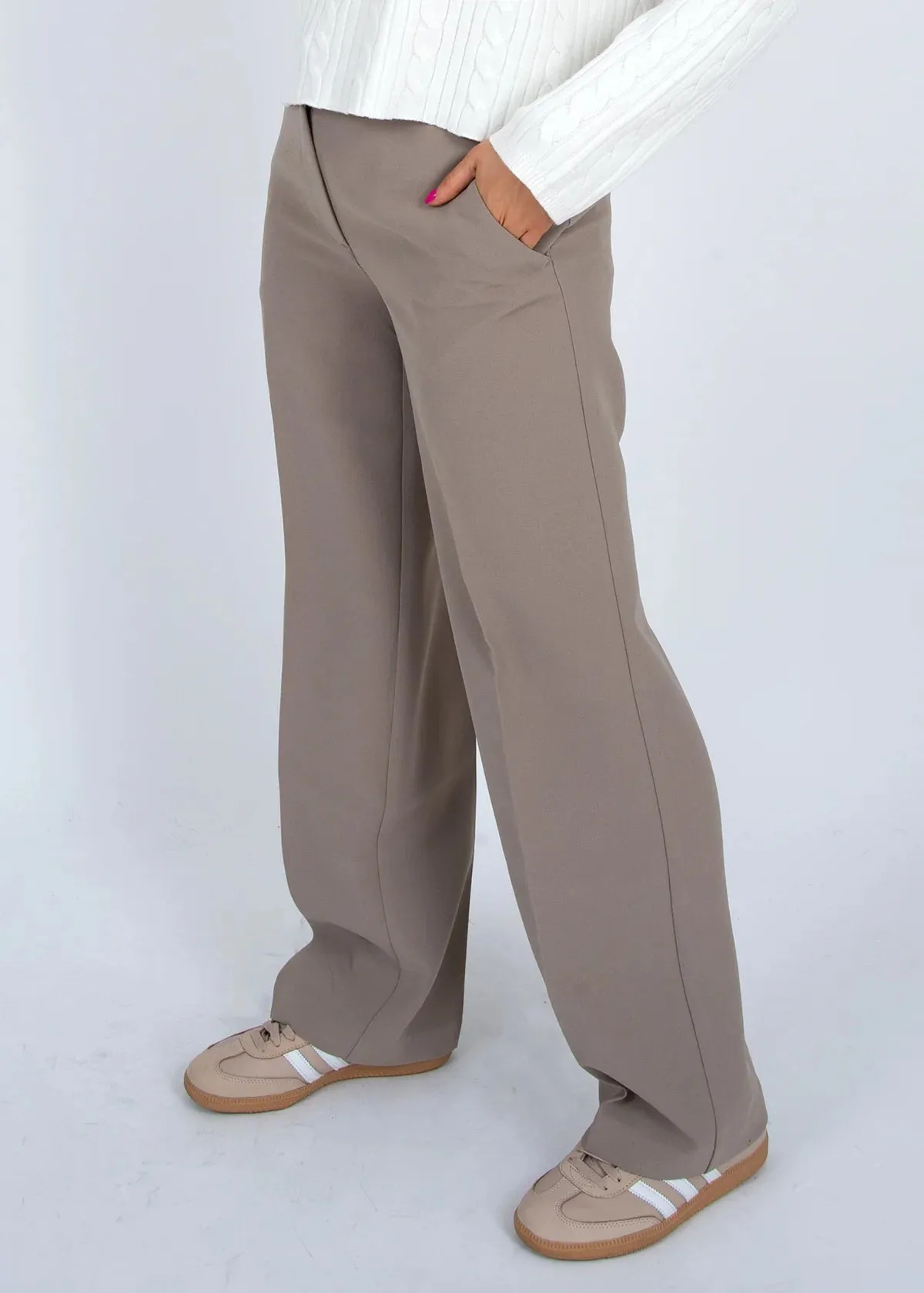 Blake Loose Fit Trouser (2 colors) sold by Valencia Boutique product image thumbnail 3