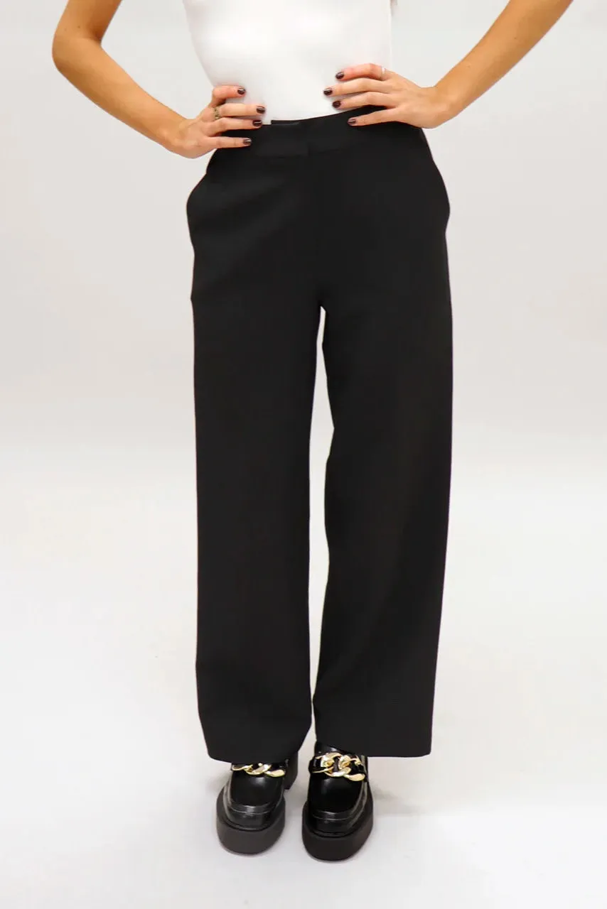 Blake Loose Fit Trouser (2 colors) sold by Valencia Boutique product image thumbnail 2