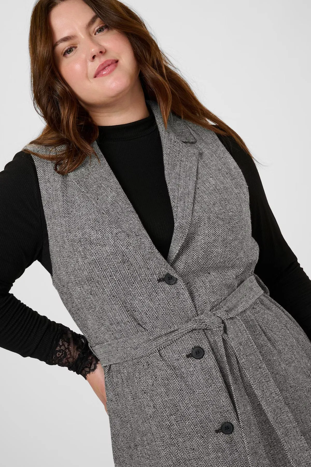 CURVE Thila Vest sold by Valencia Boutique product image thumbnail 3