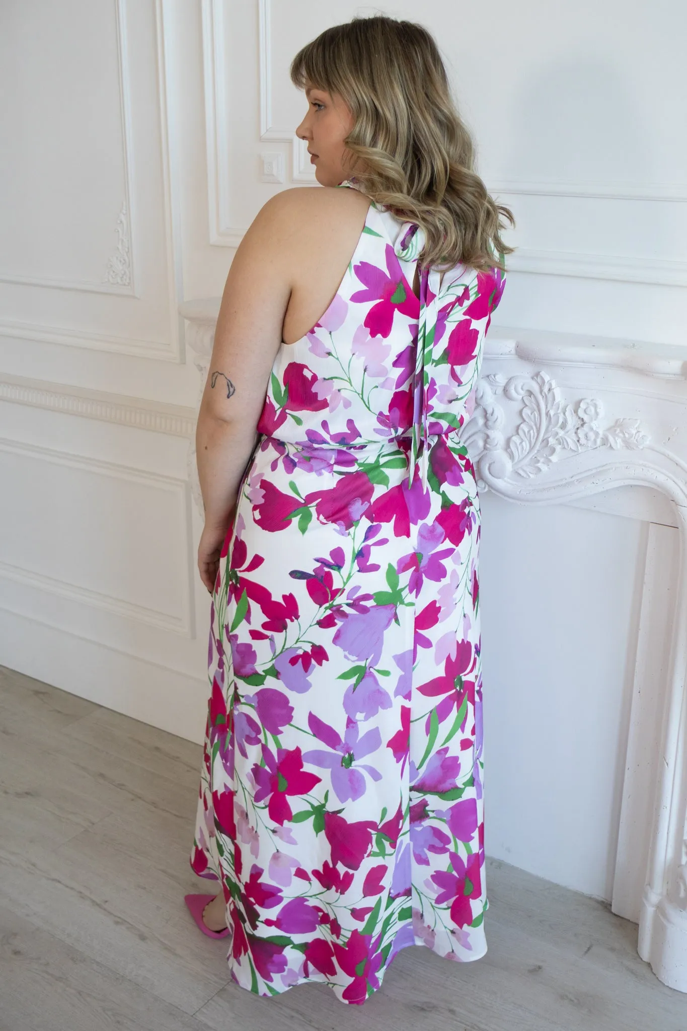 Melanie Floral Midi Dress sold by Valencia Boutique product image thumbnail 2