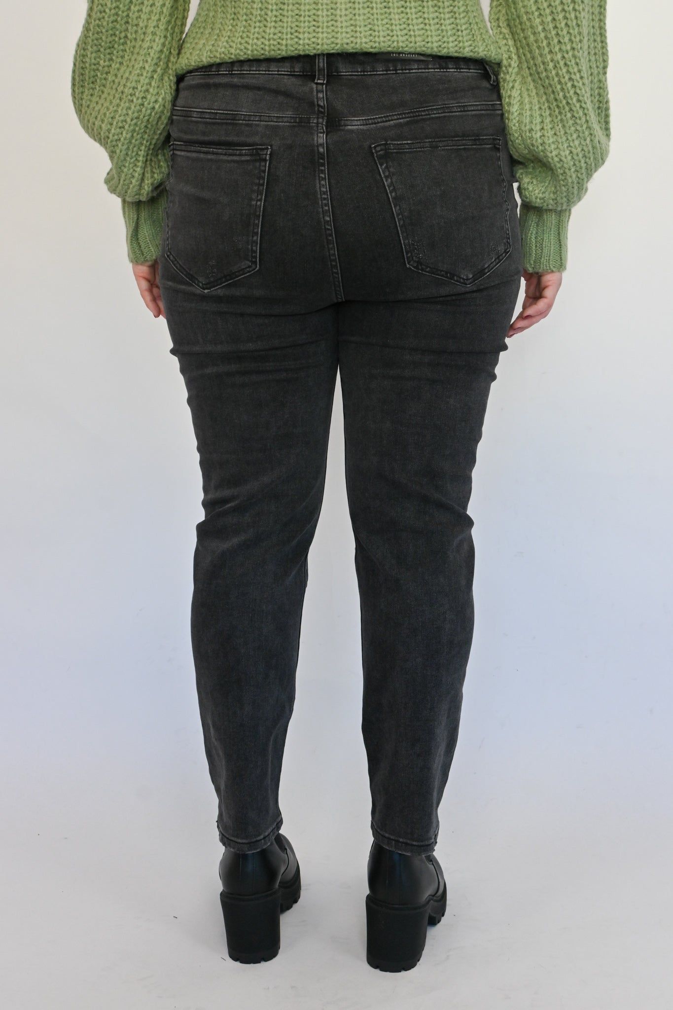CURVE High Rise Skinny Jean sold by Valencia Boutique product image thumbnail 2