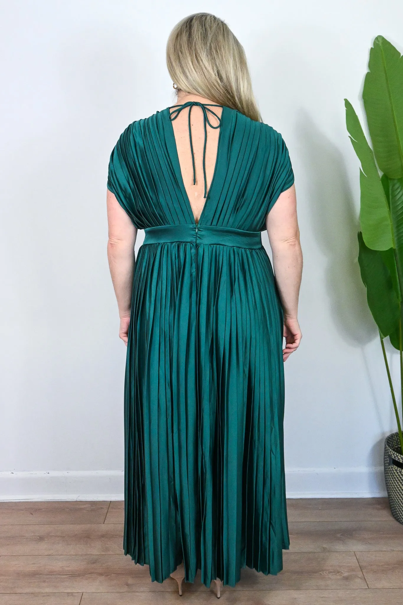 CURVE Pleated Midi Dress sold by Valencia Boutique product image thumbnail 2
