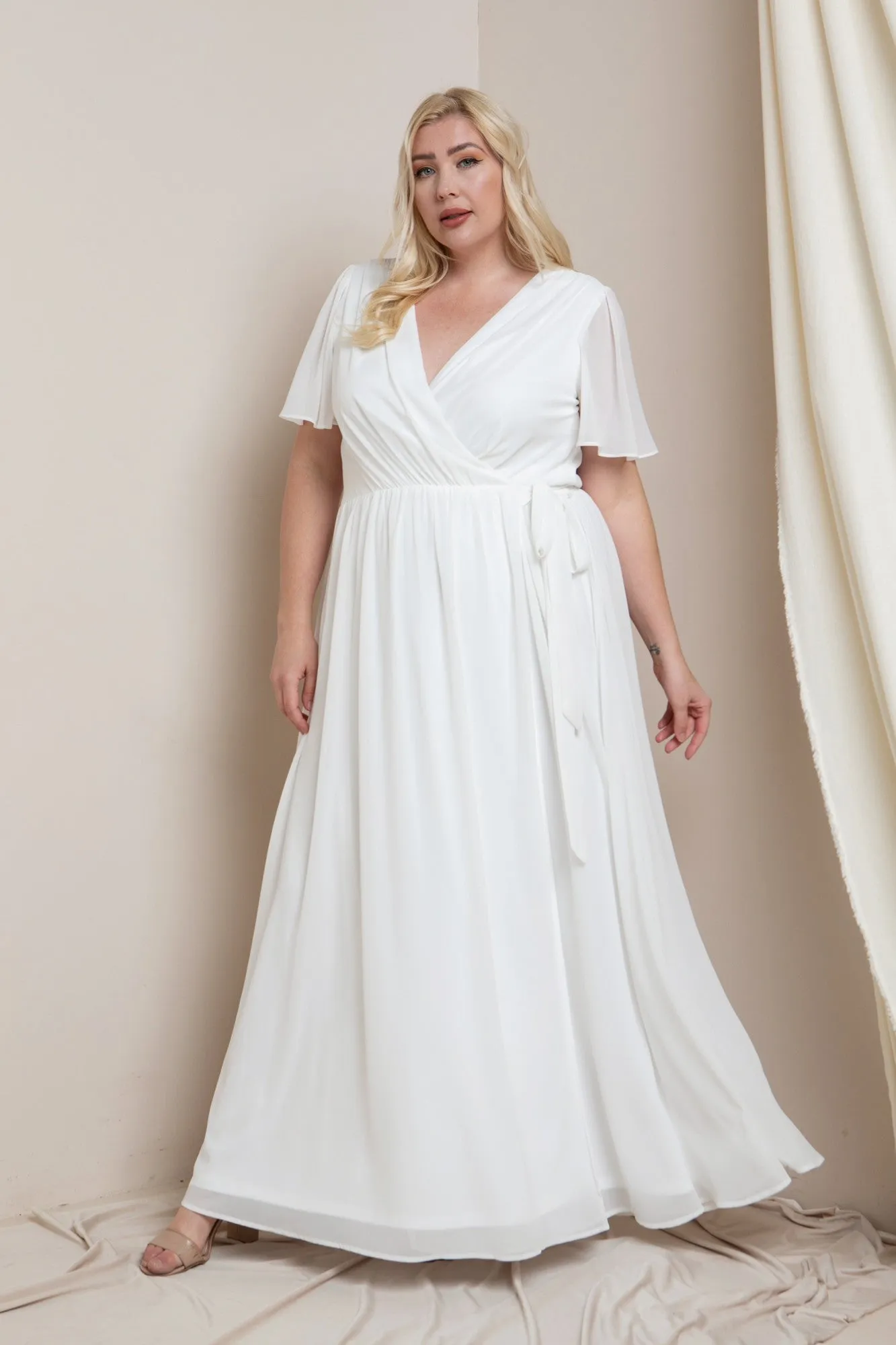 Bridal Bliss Maxi Dress (S-2X) sold by Valencia Boutique product image thumbnail 4